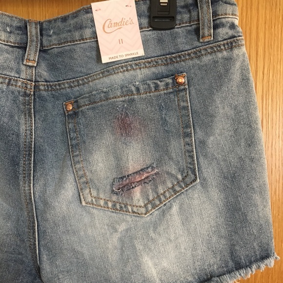 Distressed Denim Shorts - Picture 4 of 4
